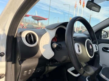 Renault Twingo III Hatchback SCe 70KM 2015 Renault Twingo ZAMIEŃ swoje auto lub zostaw w rozliczeniu Faktura VAT 23%, zdjęcie 9