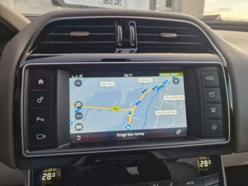Jaguar XE Sedan 2.0 i4 180KM 2015 Jaguar XE Prestige Automat Xenon Ledy Navi, zdjęcie 22