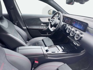 Mercedes Klasa A W177/V177 Hatchback Facelifting 2.0 220d 190KM 2024 Mercedes-Benz Klasa A A 220 d AMG MULTIBEAM LED Burmester Night Kamera, zdjęcie 15