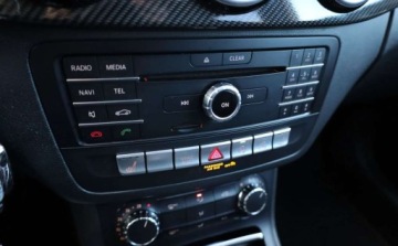 Mercedes Klasa B W246 Sports Tourer Facelifting 1.6 200 156KM 2016 Mercedes-Benz Klasa B Mercedes-Benz Klasa B 200 UrbanStyle Edition 1.6, zdjęcie 8