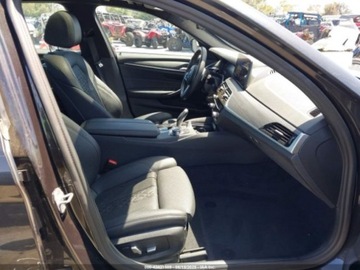 BMW Seria 5 G90-91 2023 BMW Seria 5 540i 2023 3.0l 3.0 Benzyna 335KM, zdjęcie 9