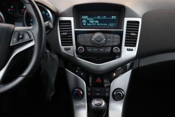 Chevrolet Cruze Sedan 1.8 16V DOHC 141KM 2012 Chevrolet Cruze 1.8 i 16V, Salon Polska, Klima, zdjęcie 12
