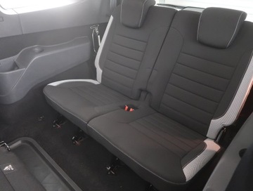 Dacia Lodgy Minivan Facelifting 1.5 Blue dCi 115KM 2021 Dacia Lodgy 1.5 Blue dCi, Salon Polska, zdjęcie 16