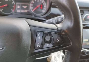 Opel Corsa E Hatchback 3d 1.4 Twinport 90KM 2018 Opel Corsa Opel Corsa E 1.4 16v klima tablet stan bdb gwarancja przebiegu, zdjęcie 25