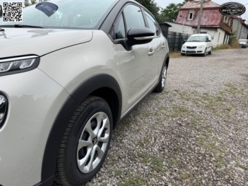 Citroen C3 III Hatchback Facelifting 1.2 PureTech 83KM 2021 Citroen C3 1.2 T Po duzym serwis Szwajcaria - Top stan 1.2 Benzyna, zdjęcie 9