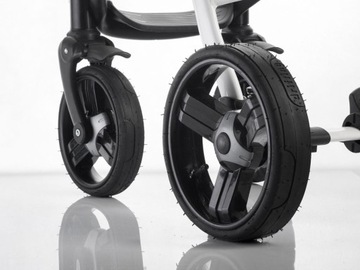 БОЛЬШИЕ ЧЕРНЫЕ НАДУВНЫЕ КОЛЕСА ДЛЯ ДВИГАЮЩЕЙСЯ ТЕЛЕЖКИ