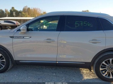 Lincoln 2022 Lincoln Nautilus Standard 2022 2.0 Benzyna 250KM, zdjęcie 2