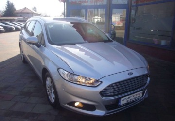 Ford Mondeo V Kombi 2.0 TDCi 150KM 2017 Ford Mondeo Ford Mondeo Salon PL 2.0 Diesel 150KM, zdjęcie 4