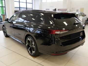Skoda Superb IV Kombi 2.0 TSI 265KM 2026 SKODA Superb Sportline 2.0 TSI DSG 4x4 Combi 265KM 2026, zdjęcie 4