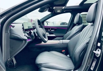 Mercedes Klasa E W214 2025 Mercedes-Benz Klasa E 220d 4Matic, Advanced, Panorama, Pakiet Night, Burme, zdjęcie 9