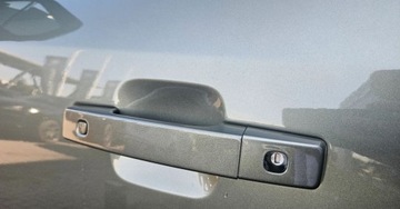 Land Rover Defender IV (L663) 90 3.0D R6 200KM 2025 Land Rover Defender 3.0 Diesel 200KM, zdjęcie 16