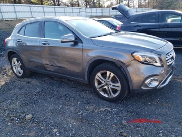 Mercedes GLA I 2019 Mercedes-Benz GLA 2019 r. 2,0L 250 FWD 2.0 Benzyna 208KM, zdjęcie 2