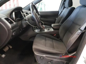 Jeep Grand Cherokee IV 2021 Jeep Grand Cherokee 2021 r., 3,6 L LAREDO 3.6 Benzyna 295KM, zdjęcie 8