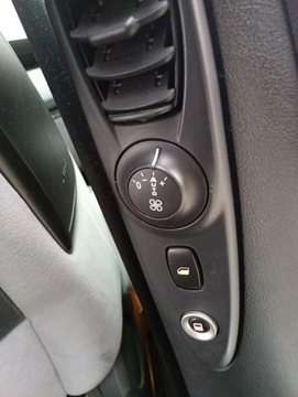 Citroen C8 2010 Citroen C8 bogate wyposażenie*, zdjęcie 8