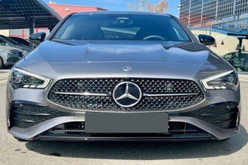 Mercedes CLA C118/X118 Coupe Facelifting 2.0 220 190KM 2024 MERCEDES-BENZ CLA 220 4-Matic AMG Line 2.0 (190KM) 2024, zdjęcie 1