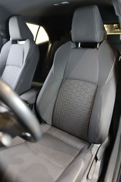 Toyota Corolla XII Hatchback 1.8 Hybrid 122KM 2022 Toyota Corolla 1.8 Hybrid Comfort Tech 1.8 Hybryda 122KM, zdjęcie 7