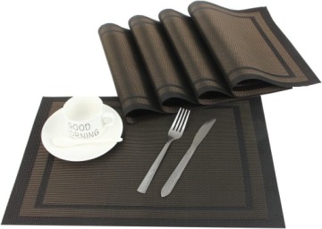 НАБОР СТОЙКИХ КОВРИКОВ ДЛЯ НАСТОЛЬНИКА ИЗ 4 ШТ., ЧЕРНЫЙ