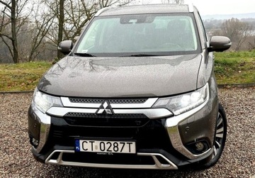 Mitsubishi Outlander III SUV Facelifting 2017 2.0 150KM 2019 Mitsubishi Outlander SerwisSalon Polska benzyna Zadbany Klimtronik Zamia, zdjęcie 1