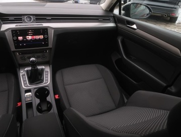 Volkswagen Passat B8 Limousine 1.4 TSI BlueMotion Technology 125KM 2017 VW Passat 1.4 TSI, Salon Polska, 1. Właściciel, zdjęcie 7
