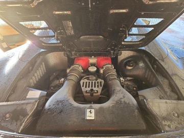 Ferrari 458 Italia 2013 Ferrari 458 Italia Spider 2013 4.5l 4.5 Benzyna 570KM, zdjęcie 3