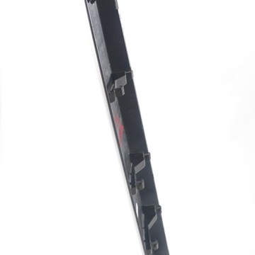 Обшивка передней двери Renault Trafic левая