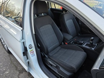 Volkswagen Passat B8 Variant Facelifting 2.0 TDI SCR 150KM 2021 Volkswagen Passat 2.0 TDI 150 KM, Klimatyzacja,, zdjęcie 29