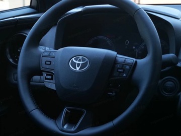 Toyota C-HR II SUV Plug-In 2.0  223KM 2025 Od ręki - Style 2.0 Hybrid Dynamic Force Plug-in 223KM | Podgrzewane fotele, zdjęcie 6