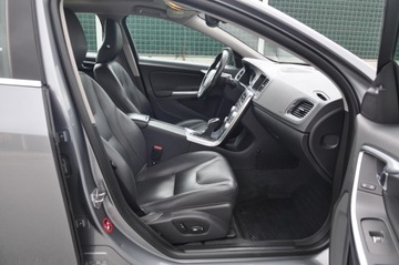 Volvo S60 III 2018 VOLVO S60 T5 Inscription, zdjęcie 10