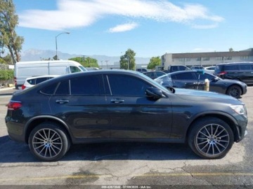 Mercedes GLC C253 2021 Mercedes-Benz GLC 300 4Matic Coupe 2021 2.0l 2.0 Benzyna 255KM, zdjęcie 6
