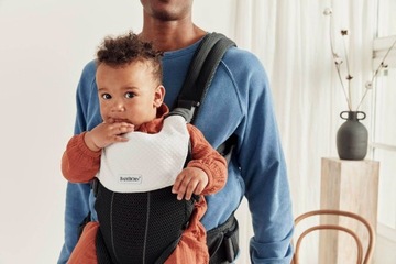 ПЕРЮЗАНКА HARMONY 3D СЕТОЧНАЯ ЧЕРНАЯ BABYBJORN
