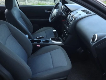Nissan Qashqai I Crossover Facelifting  1.6 117KM 2013 Nissan Qashqai 1.6, Klima, Tempomat, zdjęcie 8