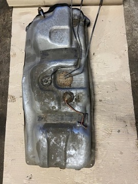 TOYOTA HIACE ZBIORNIK PALIWA BAK 1996-2012