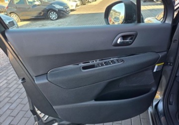 Peugeot 3008 I Crossover 2.0 HDi FAP 163KM 2012 Peugeot 3008 2.0D163KM Autom. Grz.Fotele Navi Panor.2xPDC Nowy Rozrz.Faktu, zdjęcie 36