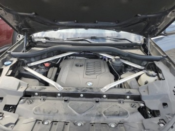 BMW X5 G05 2022 BMW X5 XDrive40I 2022 3.0 Benzyna 335KM, zdjęcie 6