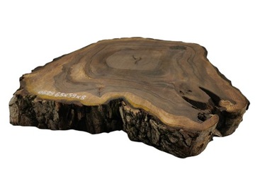 Срез древесины грецкого ореха 65x59x8 см, большой выбор смолы