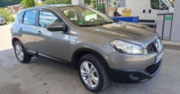 Nissan Qashqai I Crossover Facelifting  1.5 dCi 110KM 2012 Nissan Qashqai Nissan Qashqai 1.5 dCi Tekna 1.5 Diesel 110KM, zdjęcie 2