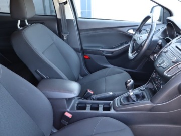 Ford Focus III Kombi Facelifting 1.0 EcoBoost 125KM 2015 Ford Focus 1.0 EcoBoost, Salon Polska, Serwis ASO, zdjęcie 8