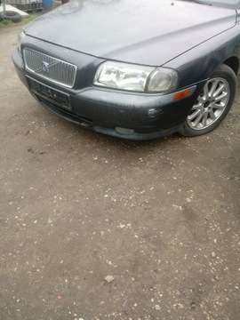 NÁRAZNÍK PŘEDNÍ VOLVO S 80