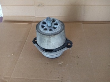 ПОДУШКА ДВИГАТЕЛЯ AUDI Q7 7L8199131A