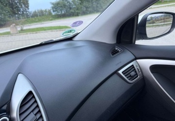 Hyundai i30 II Hatchback 3d 1.6 GDI 135KM 2013 Hyundai i30 Hyundai i30 blue 1.6 GDI YES Gold 1.6 Benzyna 135KM, zdjęcie 29