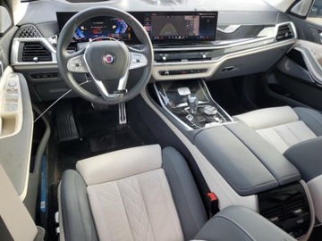 BMW X7 2024 BMW X7 Alpina XB7 2024 4.4l 4.4 Benzyna 631KM, zdjęcie 8
