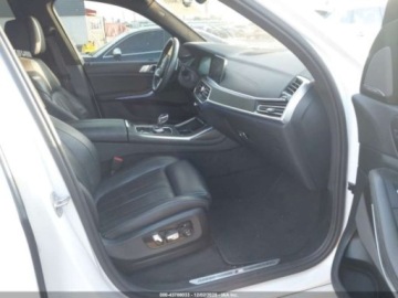 BMW X7 2022 BMW X7 2022 r., 3,0L XDRIVE40I 3.0 Benzyna 335KM, zdjęcie 5