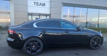 Jaguar XE Sedan Facelifting 2.0 i4P 250KM 2019 Jaguar XE 2.0 Benzyna 250KM, zdjęcie 15