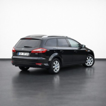 Ford Mondeo IV Kombi 2.0 Duratorq TDCi DPF 140KM 2008 Ford Mondeo Mk4 2.0 TDCi Viva Titanium, zdjęcie 15