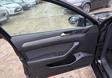 Volkswagen Passat B8 Variant 2.0 TDI 150KM 2015 Volkswagen Passat Stan bdb 2.0 Diesel 150KM, zdjęcie 11