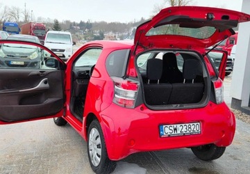 Toyota iQ 1.0 VVT-i 68KM 2009 Toyota iQ 1,0 Ben Klima Benzyna 68KM, zdjęcie 25
