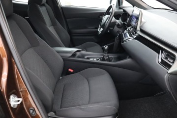 Toyota C-HR I Crossover 1.2L Turbo 116KM 2017 Toyota C-HR 1.2 Turbo, Salon Polska, Serwis ASO, zdjęcie 8