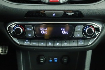 Hyundai i30 III Hatchback N 2.0 T-GDI 250KM 2018 Hyundai i30 2.0 N, Navi, Klima, Klimatronic, zdjęcie 11