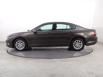 Volkswagen Passat B8 Limousine 1.8 TSI BlueMotion Technology 180KM 2018 VW Passat 1.8 TSI, Salon Polska, Klima, zdjęcie 2