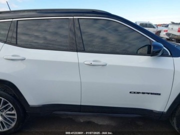 Jeep Compass II 2023 Jeep Compass 2023r., Limited, od ubezpieczalni 2.0 Benzyna 200KM, zdjęcie 7